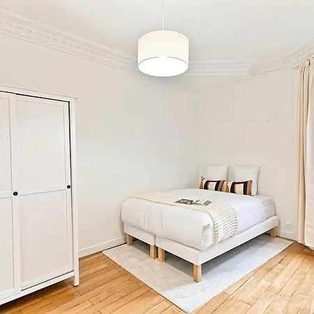 Spacious And Bright * Parigi